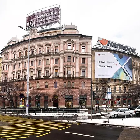 Annabelle Downtown 3* Budapest